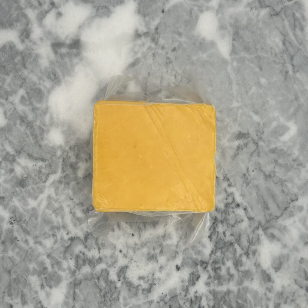 1 Pack Of Parmalat Cheddar Cheese Avg 1kg BraaiBox 1-pack-of-parmalat-cheddar-cheese-avg-1kg-braaibox